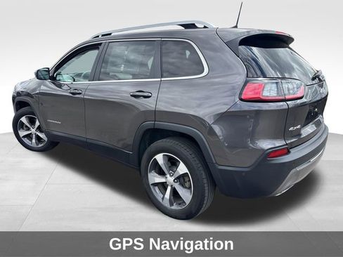 Used 2019 Jeep Cherokee Limited w/ Luxury Group AWD/4WD image 3