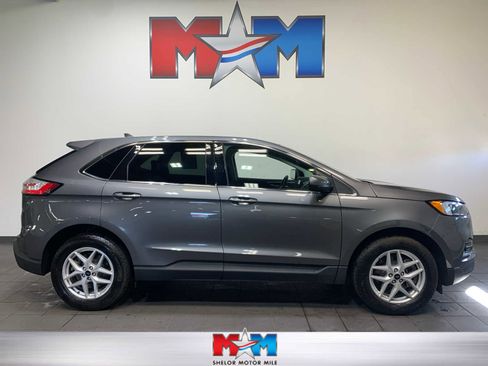 Used 2024 Ford Edge SEL image 1