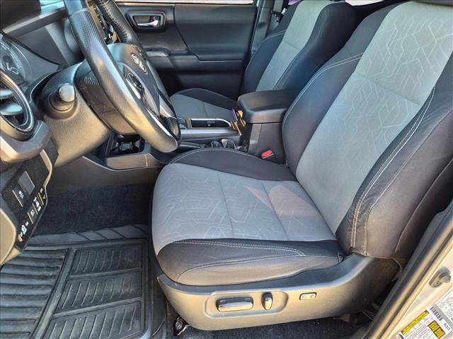 Used 2020 Toyota Tacoma TRD Sport w/ Technology Package RWD image 14