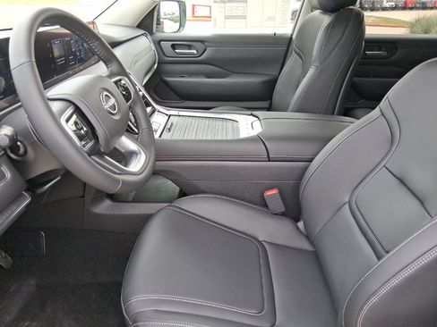 New 2026 Nissan Armada SV image 21