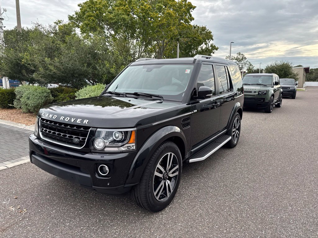 Used 2016 Land Rover LR4 HSE LUX AWD/4WD image 1
