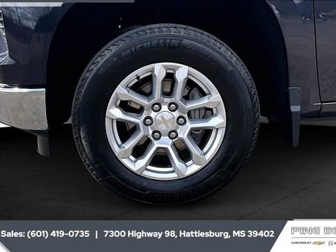 Used 2023 Chevrolet Silverado 1500 LT image 8