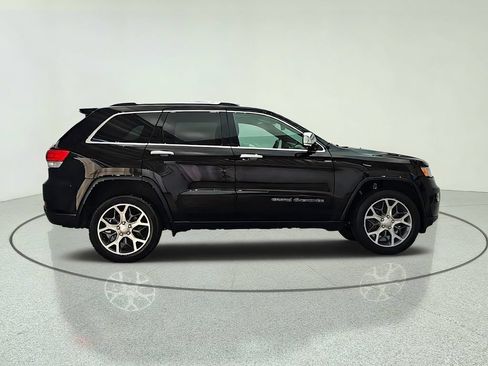 Used 2019 Jeep Grand Cherokee Limited AWD/4WD image 7