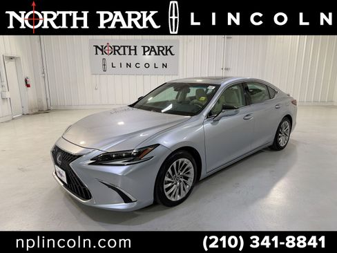 Used 2022 Lexus ES 300h Ultra Luxury image 1