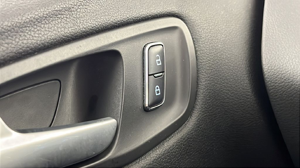 Used 2014 Ford Escape SE w/ Equipment Group 201A AWD/4WD image 28