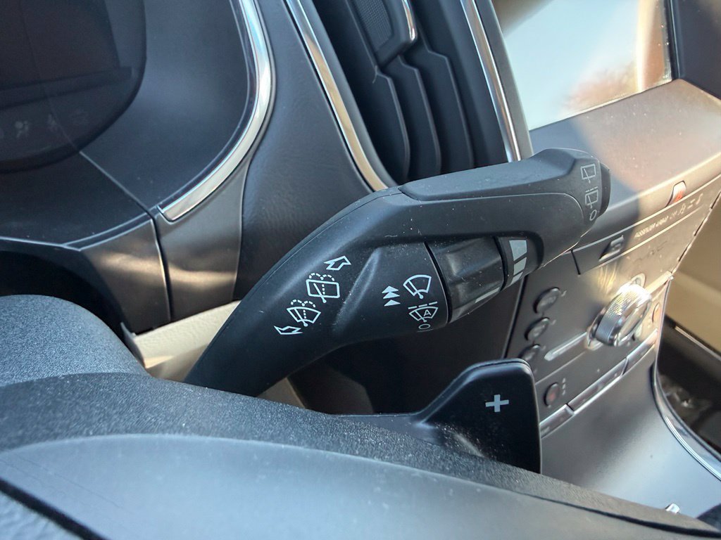 Used 2020 Ford Edge Titanium w/ Equipment Group 301A AWD/4WD image 19