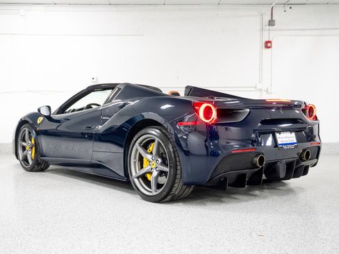 Used 2018 Ferrari 488 Spider image 3