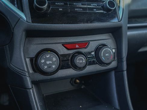 Used 2019 Subaru Impreza 2.0i Premium image 13