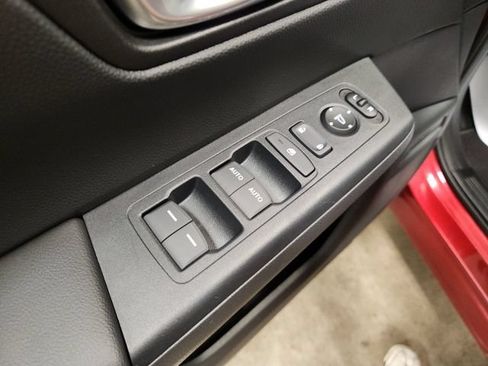 Used 2025 Honda CR-V EX image 19