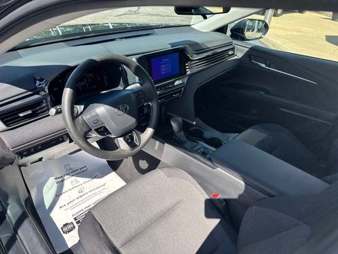 Used 2025 Toyota Camry LE FWD image 13