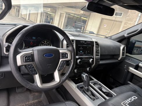 Used 2015 Ford F150 Lariat w/ Equipment Group 502A Luxury AWD/4WD image 17