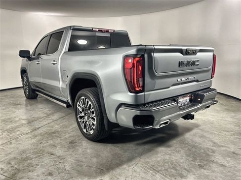 Used 2025 GMC Sierra 1500 Denali Ultimate image 6