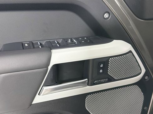 Certified 2023 Land Rover Defender 130 SE image 19