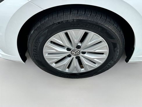 Used 2019 Volkswagen Jetta SE FWD image 30