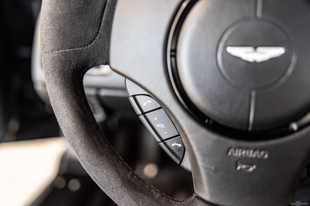 Used 2015 Aston Martin V8 Vantage GT RWD image 28