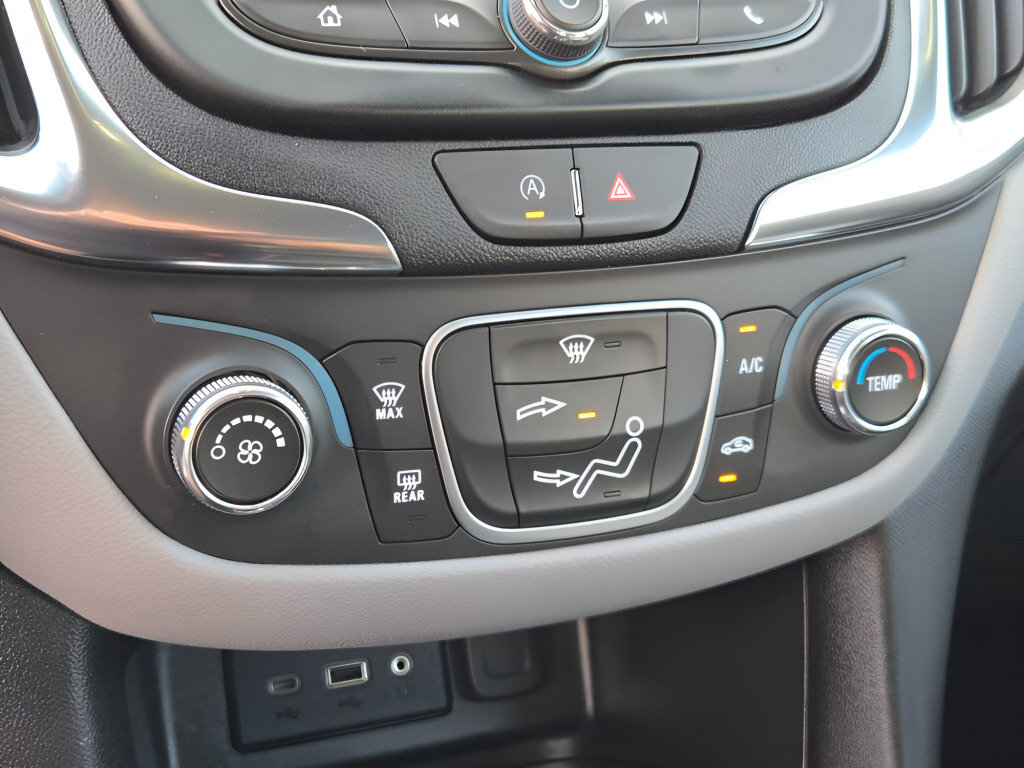 Certified 2024 Chevrolet Equinox LS FWD image 30