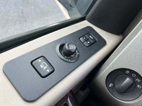 Used 2008 Ford F350 Lariat AWD/4WD image 23