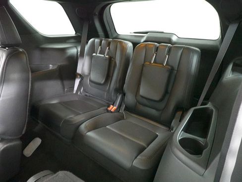 Used 2015 Ford Explorer Limited w/ Equipment Group 301A AWD/4WD image 28