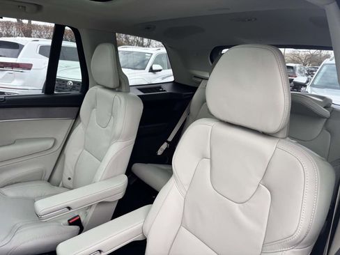 New 2026 Volvo XC90 B6 Ultra w/ Protection Package Premier image 26