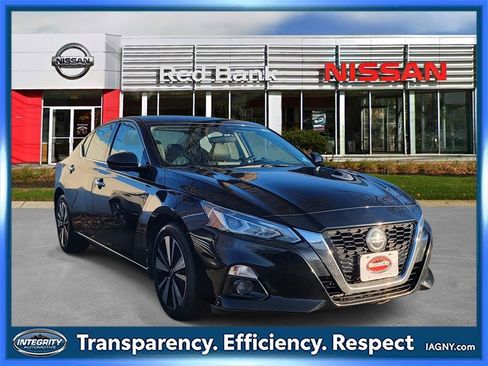Used 2021 Nissan Altima 2.5 SL image 1