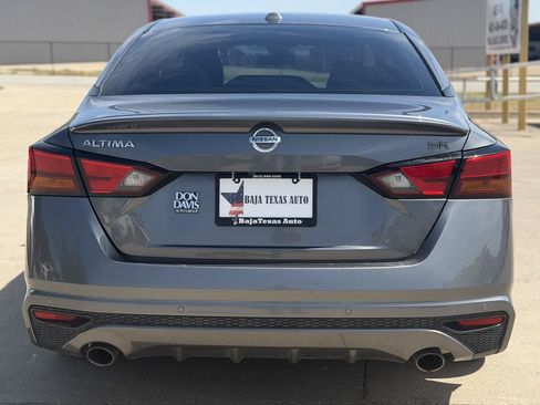 Used 2020 Nissan Altima 2.5 SR FWD image 7