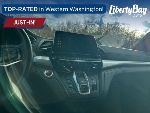 Used 2025 Honda Odyssey Sport-L image 26