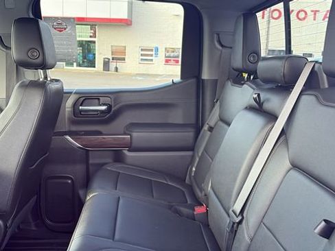 Used 2022 GMC Sierra 1500 SLT w/ SLT Convenience Package image 26