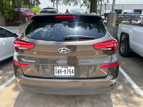 Used 2019 Hyundai Tucson Value w/ Cargo Package AWD/4WD image 4