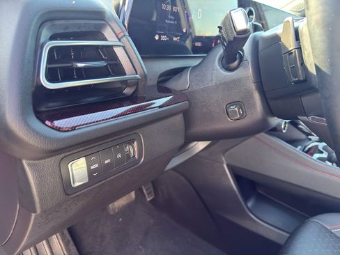 Certified 2024 Chevrolet Traverse RS w/ LPO, Floor Liner Package image 14