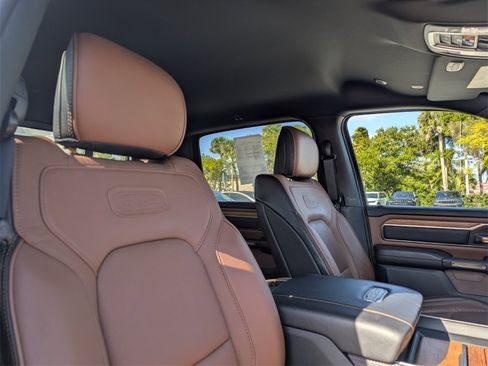 Used 2023 RAM 1500 Limited w/ Body Color Bumper Group image 11