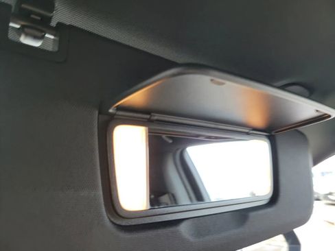 Used 2021 Chevrolet Tahoe 4WD w/ Remote Keyless Entry Package image 36