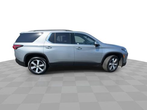 Certified 2023 Chevrolet Traverse LT w/ LT Premium Package image 9