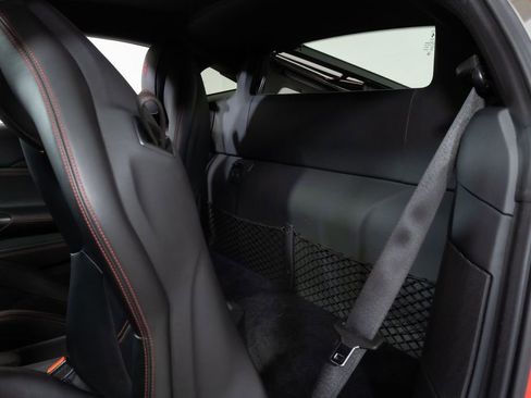 Used 2017 Ferrari 488 GTB RWD image 38