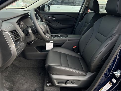 New 2026 Nissan Rogue SV image 14