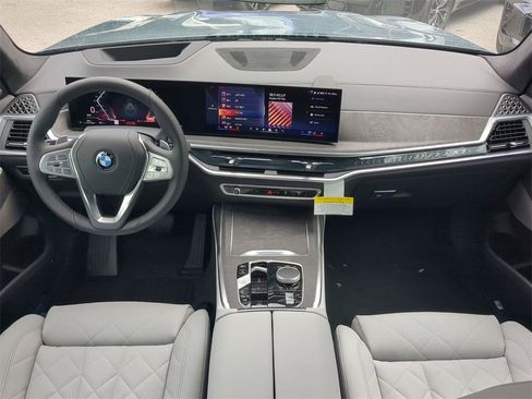 New 2026 BMW X7 xDrive40i image 15