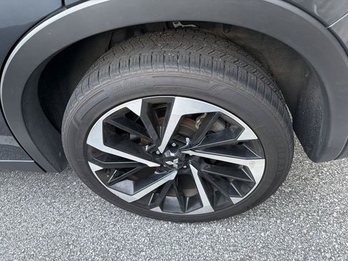 Used 2024 Mitsubishi Outlander SE AWD/4WD image 7