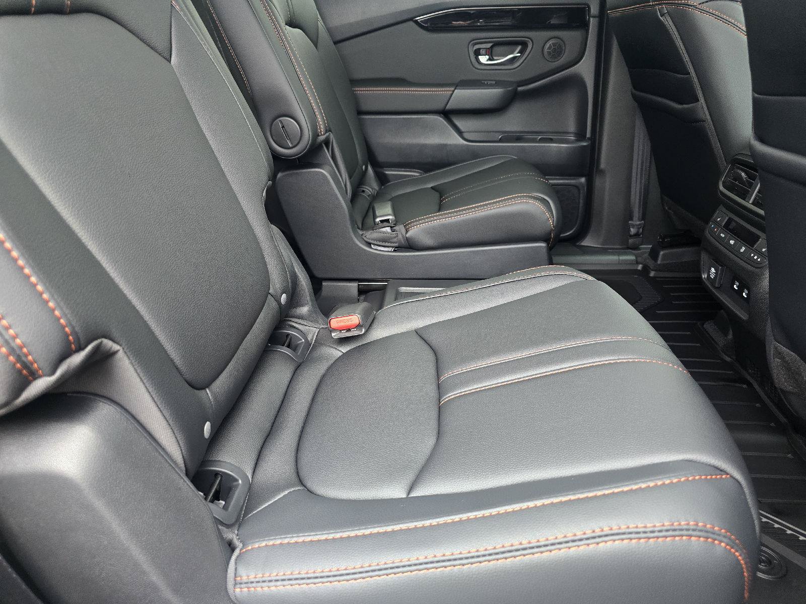 New 2026 Honda Pilot TrailSport image 13