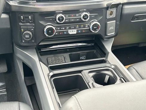 New 2026 Ford F350 Lariat w/ Lariat Premium Package image 18