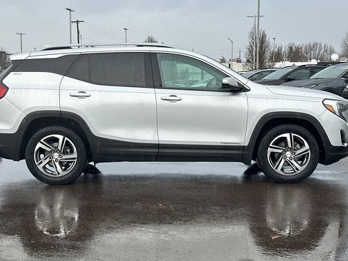 Used 2018 GMC Terrain SLT w/ Preferred Package image 3