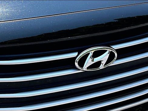 Used 2018 Hyundai Elantra SE FWD image 37