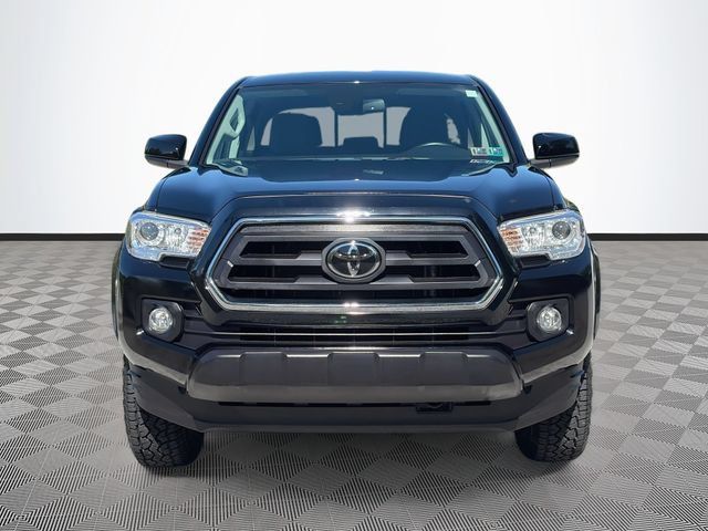 Used 2023 Toyota Tacoma SR5 AWD/4WD image 2