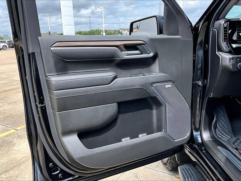 Used 2025 Chevrolet Silverado 1500 LT Trail Boss w/ Convenience Package II image 22