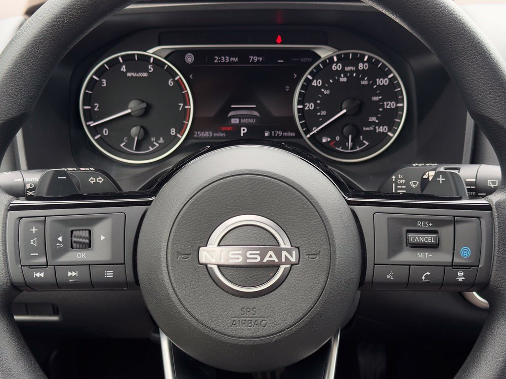 Used 2023 Nissan Rogue SV AWD/4WD image 9
