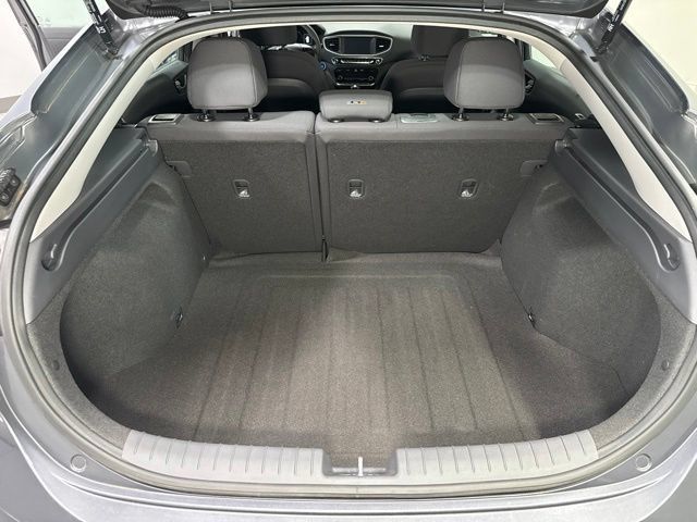 Used 2018 Hyundai Ioniq Blue FWD image 24