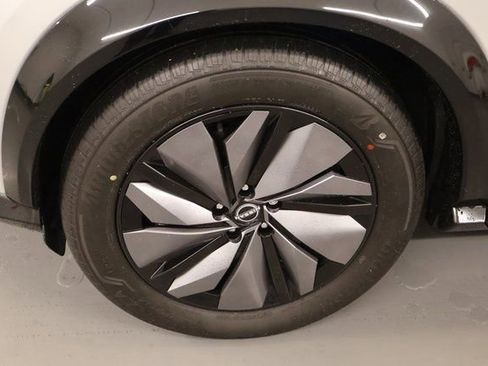 Certified 2023 Nissan Ariya FWD image 8