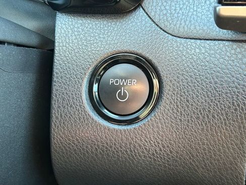 Certified 2025 Toyota Camry LE image 28