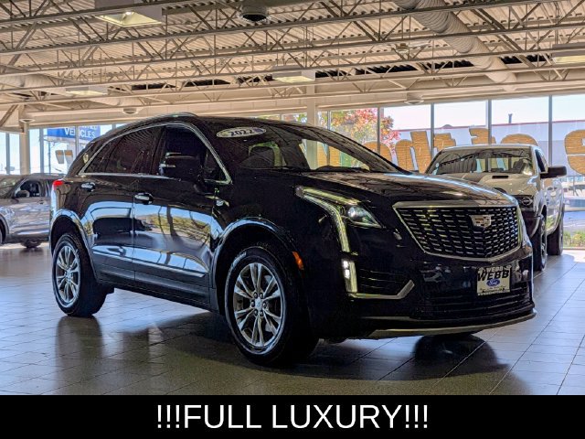Used 2022 Cadillac XT5 Premium Luxury AWD/4WD image 2