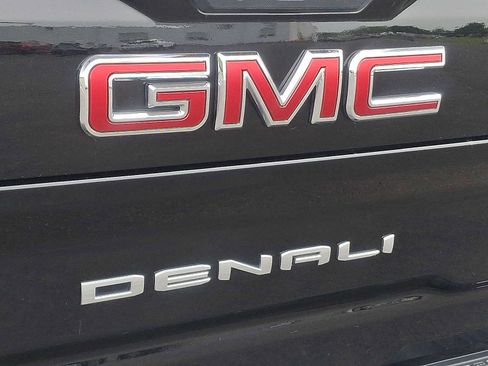 Used 2021 GMC Sierra 2500 Denali w/ Denali Ultimate Package AWD/4WD image 30