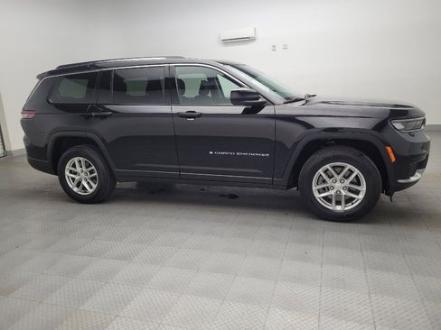 Used 2023 Jeep Grand Cherokee L Laredo image 11