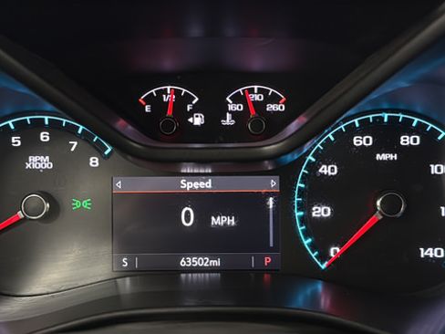 Used 2022 Chevrolet Colorado Z71 w/ Z71 Midnight Edition AWD/4WD image 17